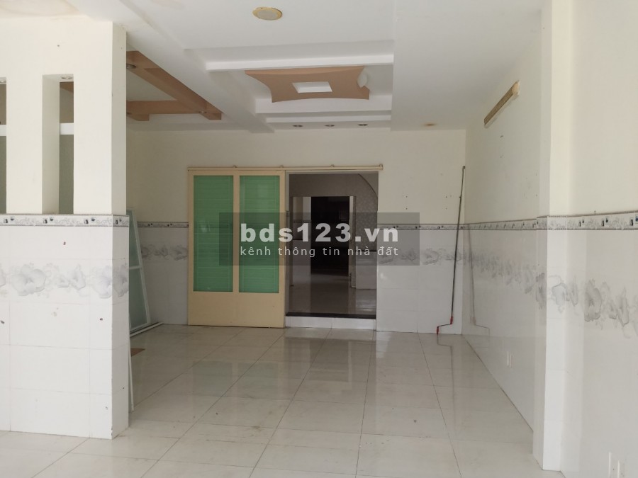 Nhà 5x20(1lầu)mặt tiền ngay ngã 3, tiện KD.Giá11tr