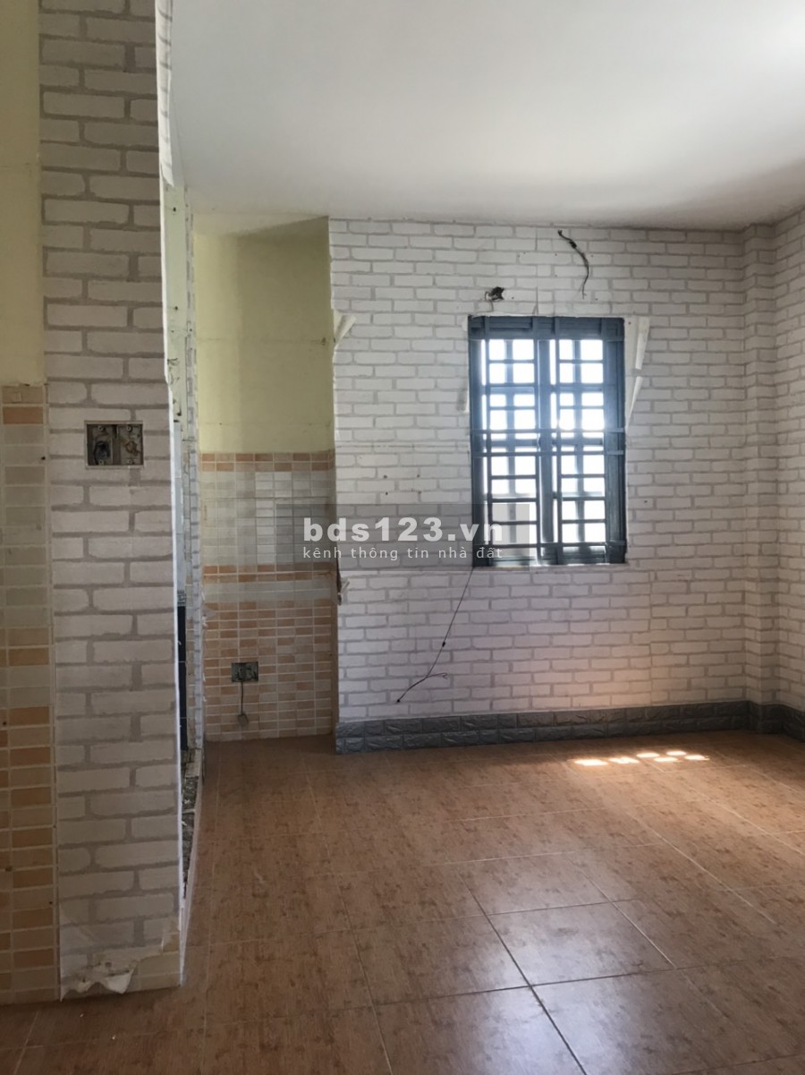 Bán gấp nhà góc 2 mặt hẻm Bà Hom, P.13, Quận 6. Tiện ở ngay