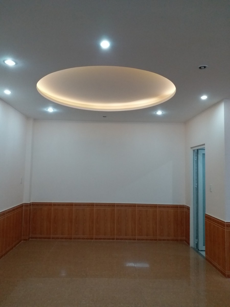 Nhà ngộp, tuyệt đẹp, giá rẻ, 4 tầng, 260m2, đã hoàn công, giá 7.6 ỷ