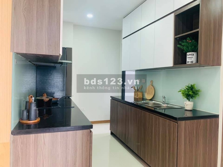 Cần bán căn hộ chung cư 2PN - 2VS 64m2. Ban công Đông Nam quận Hoàng Mai giá đẹp