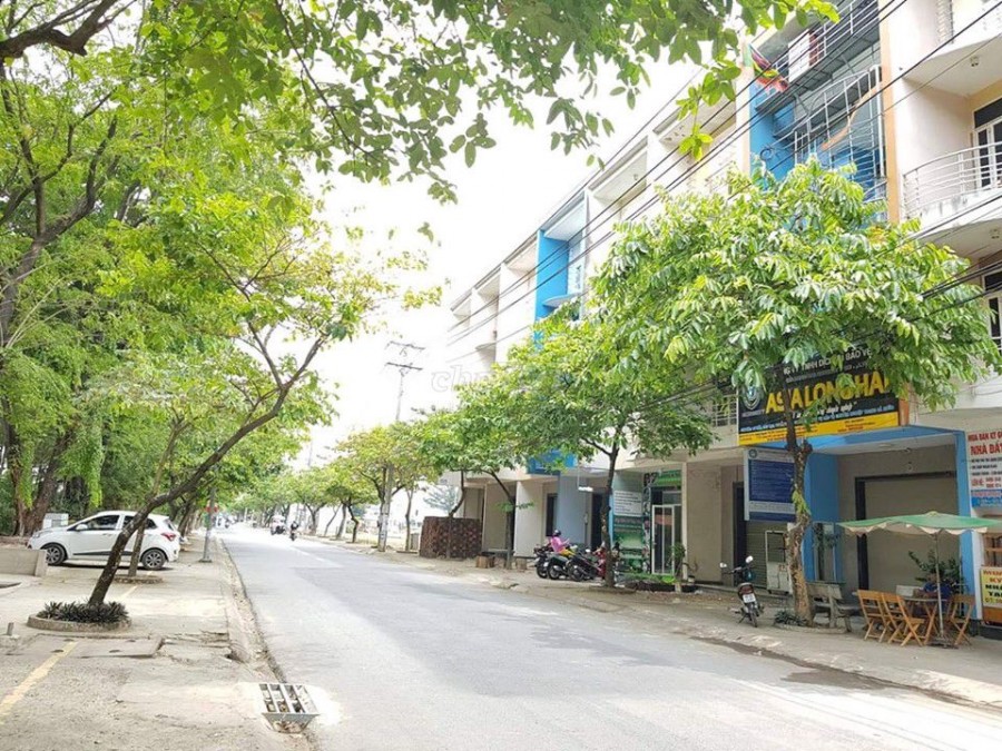 Cần bán lô đất MẶT TIỀN đường Nguyễn Thị Tồn, gần cổng sau Pounchen, gần chợ Pounchen