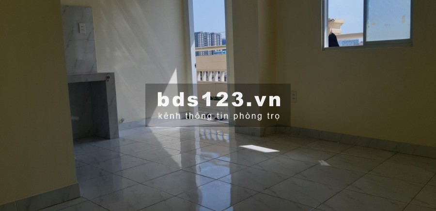 Cho thuê phòng trọ giá rẻ ở Quận 7 có ban công thoáng mát