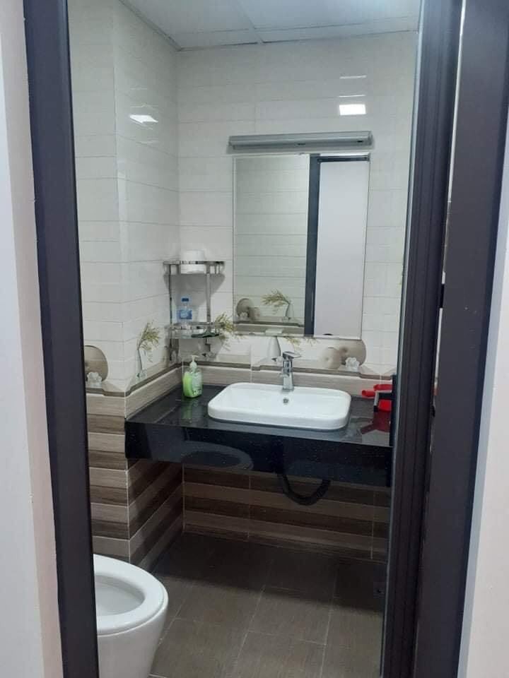 Bán gấp nhà Vũ Trọng Phụng, Thanh Xuân, 40m, 4 tầng, ngõ ô tô qua, thông, giá 4.25 tỷ.