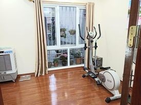 Bán Nhà Đống Đa, Đường Láng 40m 5 Tầng, Ô Tô Đỗ Cổng, 2 Mặt Thoáng. Giá 4.9tỷ.
