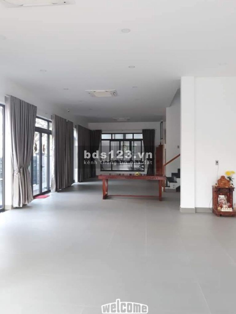 Cho thuê nhà GÓC NGÃ TƯ SIÊU ĐẸP, 1 trệt 1 lầu, Phường Phước Long B, Q9