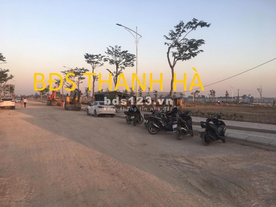 Cần tiền bán gấp nền lièn kề b1.4 đường 17m tại kđt Thanh Hà, Hà Đông Hà Nội