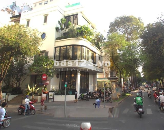 2 MT Trường Chinh - nguyên căn trống suốt - 4.5 x 18