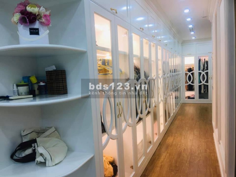 Biệt thự đẹp, siêu phẩm phố Hoàng Hoa Thám, Ba Đình, dtsd 128m2, 4 tầng thoáng, giá 19.5 tỷ