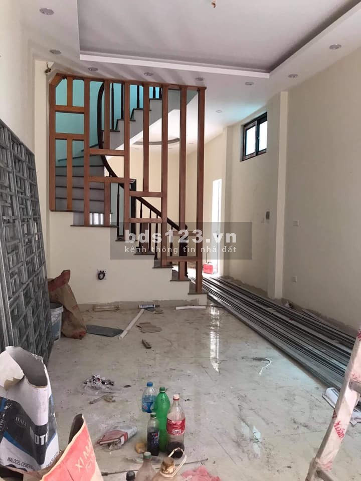 34m2 *5 tầng giá chỉ 2 tỷ hơn có nhà mới tinh Lê Quang Đạo.