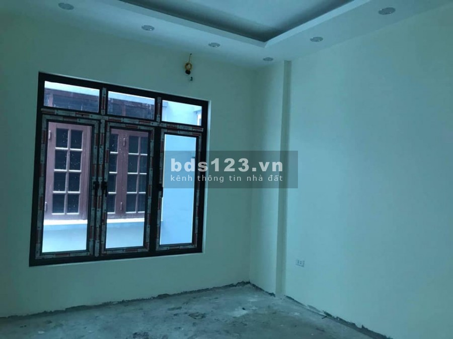 34m2 *5 tầng giá chỉ 2 tỷ hơn có nhà mới tinh Lê Quang Đạo.