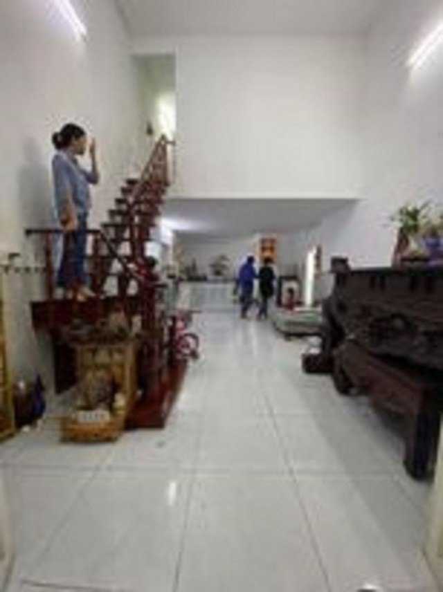 Bán nhà Nguyễn Văn Nghi phường 5 Gò Vấp 66m2 giảm 600 triệu còn 3.4 tỷ.