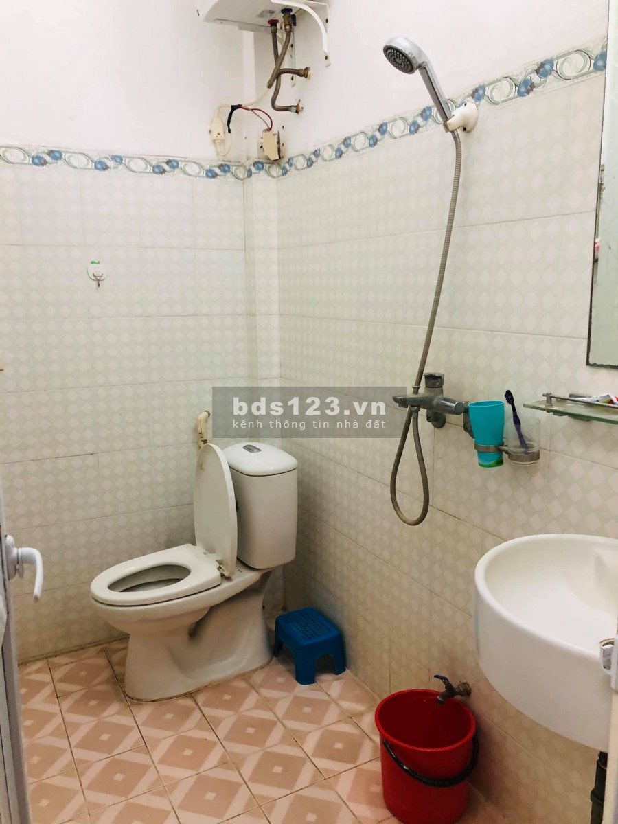 Về quê tránh dịch để lại căn nhà 30m2*2T Bạch Mai chỉ 1.3 tỷ