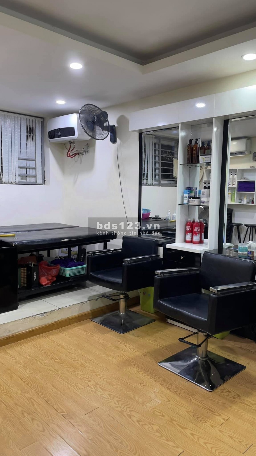 Bán nhà mặt phố Nguyễn Văn Cừ dt 46m2, giá 14.x tỷ, 5 tầng