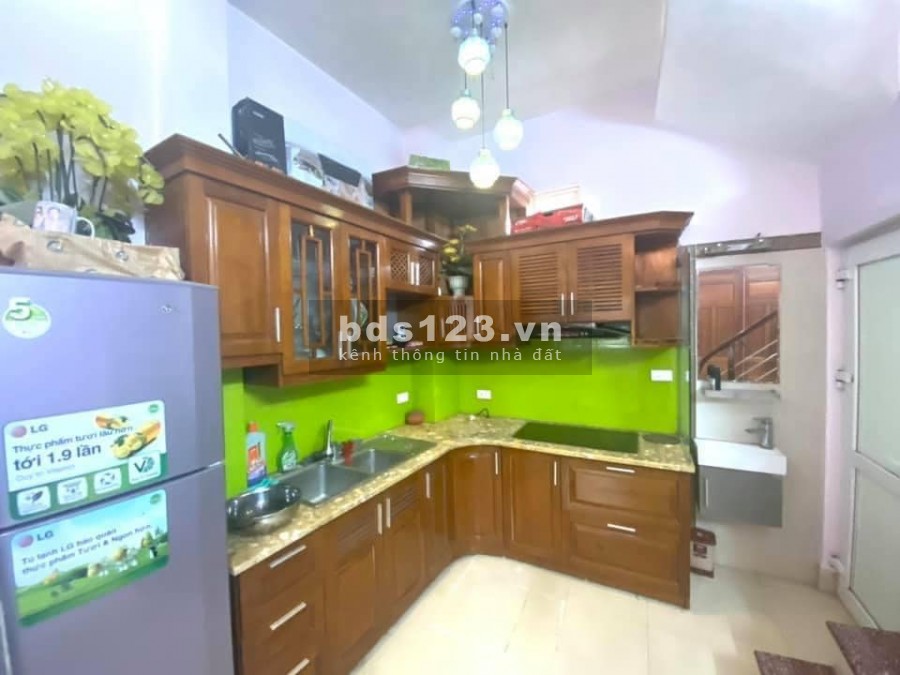 Mình bán nhà phố Đại Đồng. Ô tô đỗ cửa. 30m2 X4 tầng, 2.59 tỷ, TL mạnh!