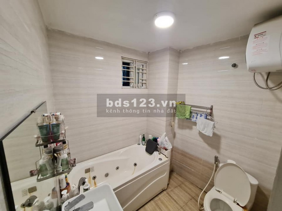 Bán nhà Tam Trinh đẹp hiếm, 30m x 5 tầng, tặng full nội thất giá chỉ 2,7 tỷ có thương lượng LH 0903073985
