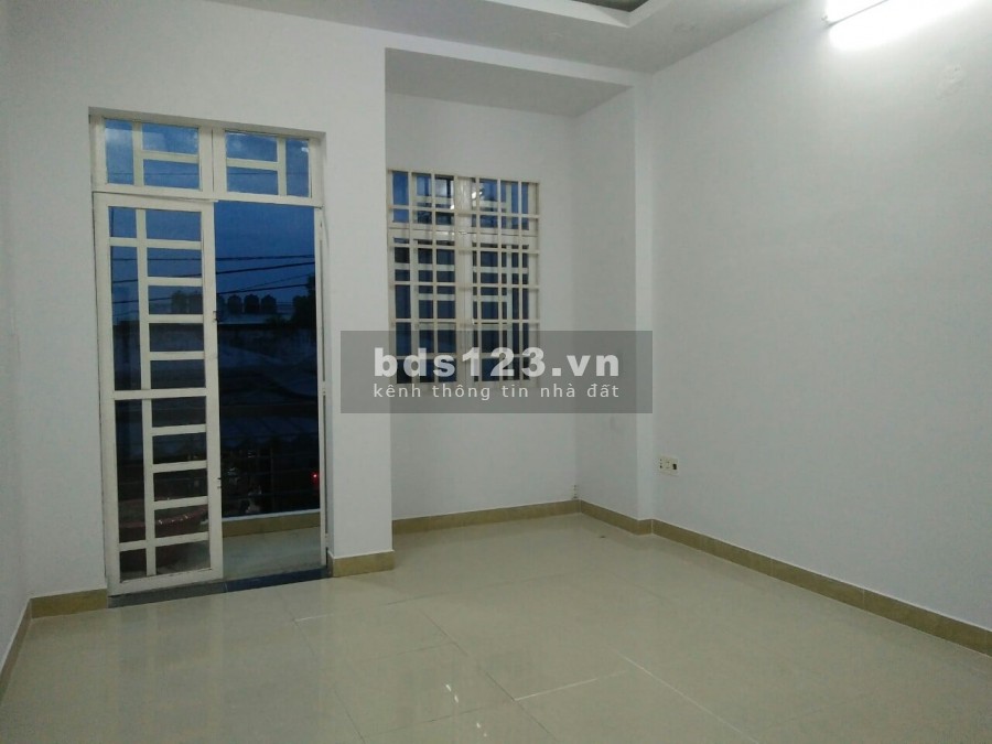 Mùa Covid cần bán gấp nhà hẻm xe hơi rộng 92m2, giá chỉ 4.6 tỷ
