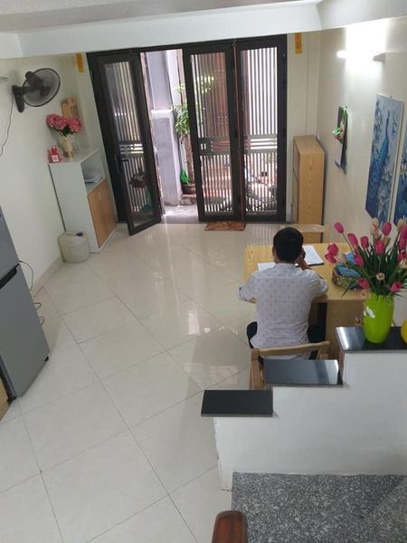 Bán nhà Hồ Tùng Mậu 5 tầng cách ô tô 10 m sổ đẹp sẵn sàng giao dịch nhỉnh 3 tỷ.