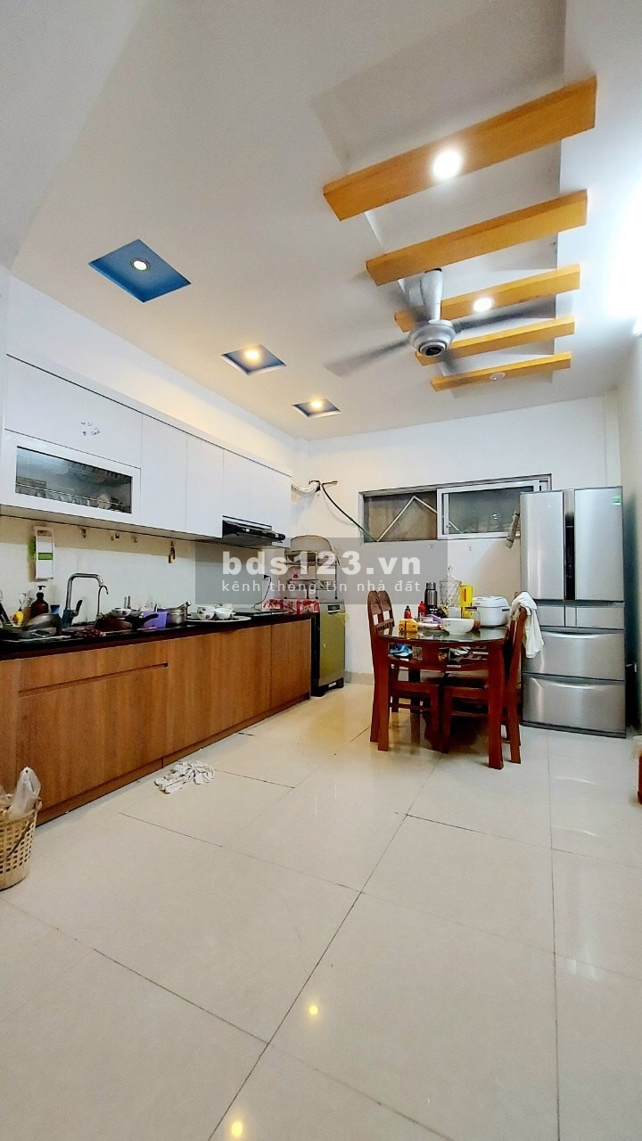 Hoàng Liệt nhà đẹp ở luôn, chủ tự xây 4 tầng 40m2, giá 3.7 tỷ