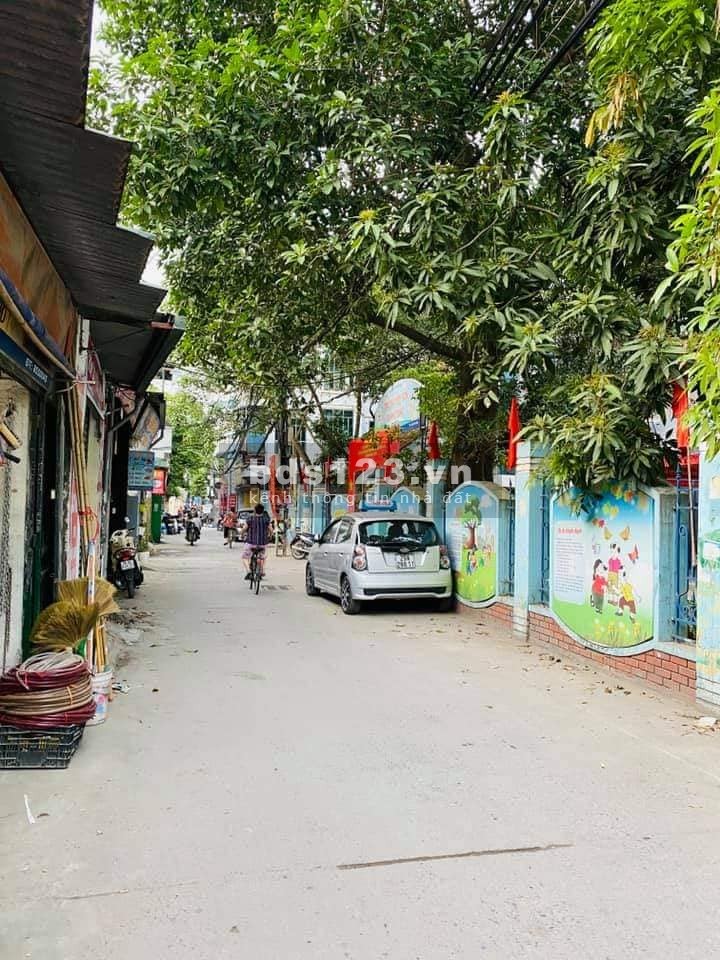 Bán nhà Vương Thừa Vũ kinh doanh sầm uất, ô tô đỗ, vào nhà -DT55M2, 6 tầng, 8 phòng