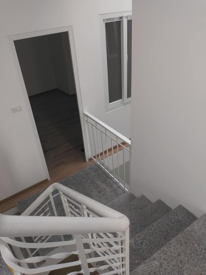 Bán nhà Tư Đình, Long Biên, oto tránh cách 10m, 47m2 x 3 tầng LH 0944267031