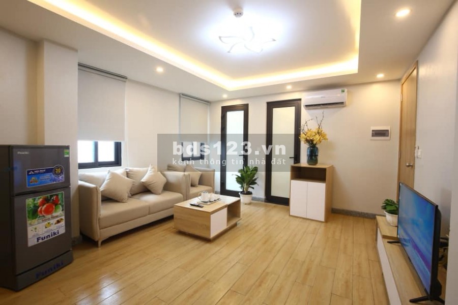 Bán CCMN phố Trích Sài 135m2x7T mặt tiền 8m giá 40 tỷ