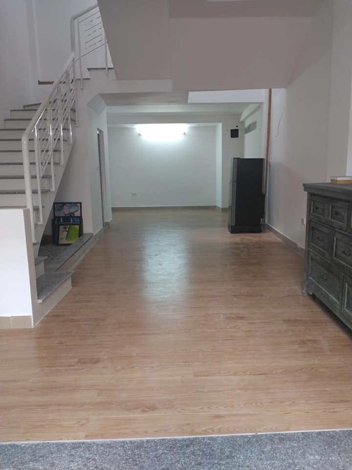 Bán nhà Tư Đình, Long Biên, oto tránh cách 10m, 47m2 x 3 tầng LH 0944267031