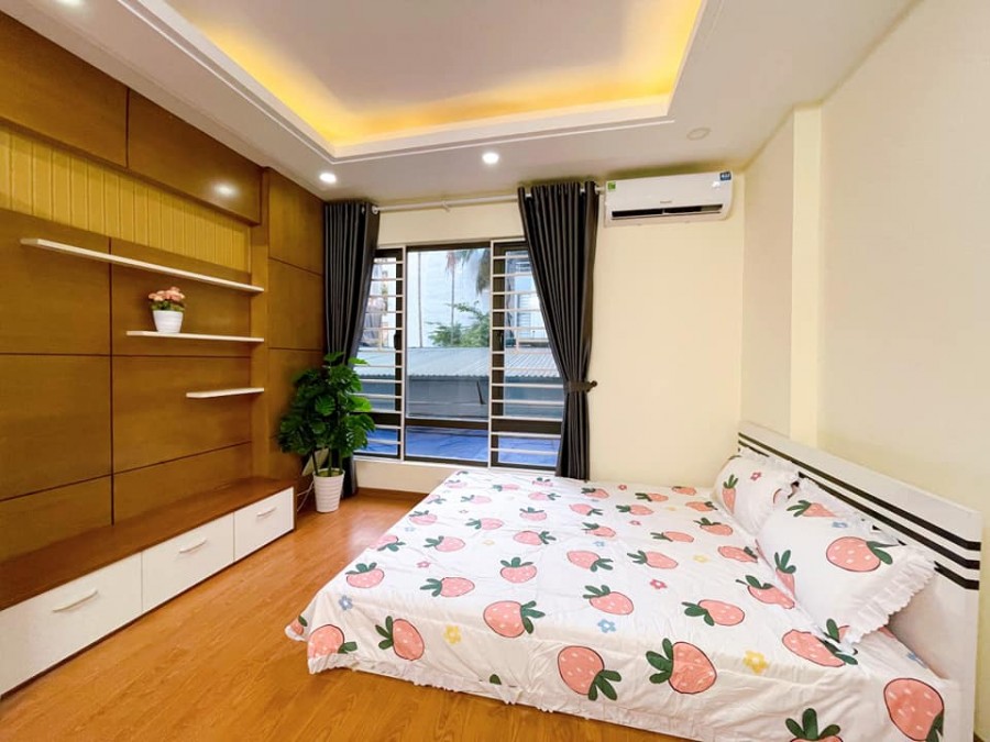 Nhà dòng tiền giá rẻ hiếm có, lãi suất 10%, ngõ rộng 3M, cách phố 40M. LH: 0964657169