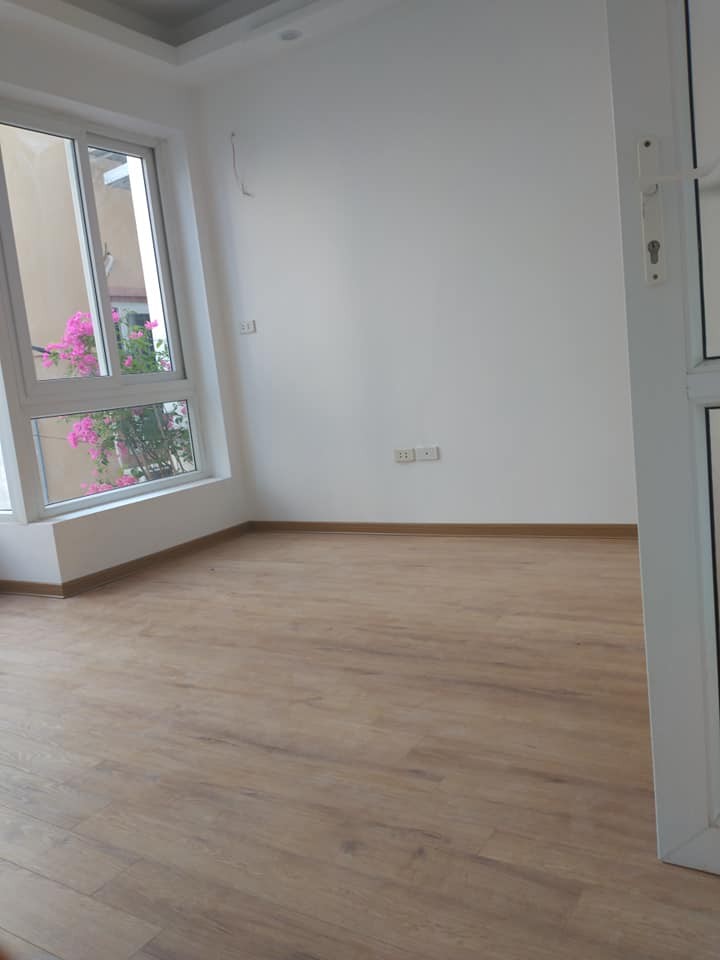 Bán nhà Tư Đình, Long Biên, oto tránh cách 10m, 47m2 x 3 tầng LH 0944267031