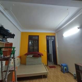 Bán Nhà Mạc Thị Bưởi 38m2, 3 tầng mt 3.8 giá 2.85 tỷ Hai Bà Trưng ba gác đỗ cửa, gần ô tô, sát Time City