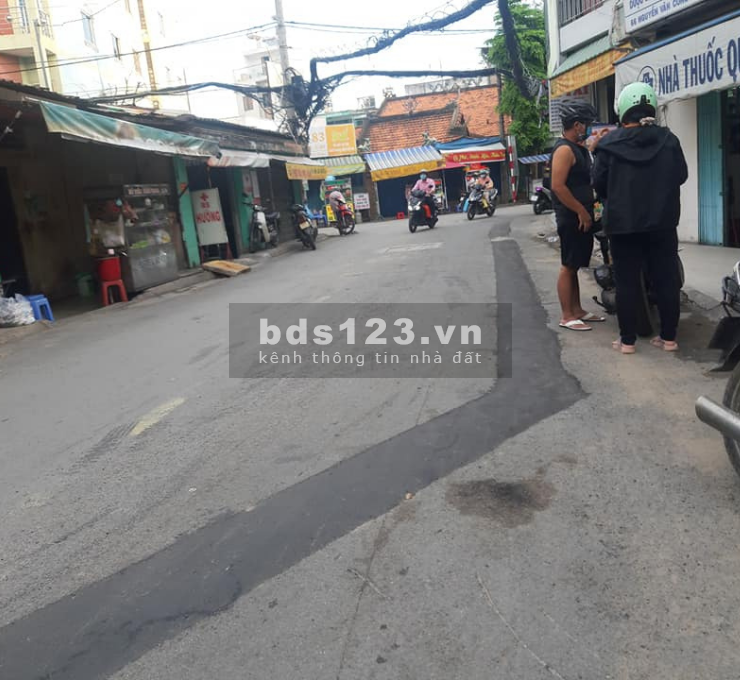 Bán nhà 4 tầng MT Nguyễn Văn Công, P.3, GV 65m2(4x16) giá 9,5 tỷ TL