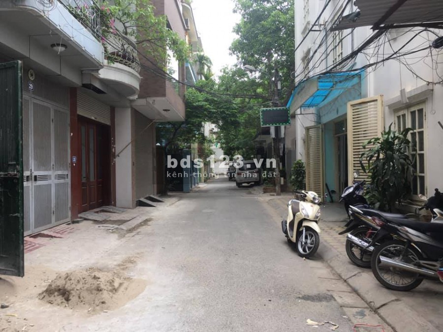 Bán gấp nhà đẹp Hoàng Quốc Việt 6 tầng, thang máy, phân lô, ô tô tránh, kinh doanh đỉnh, giá 11.5 tỷ