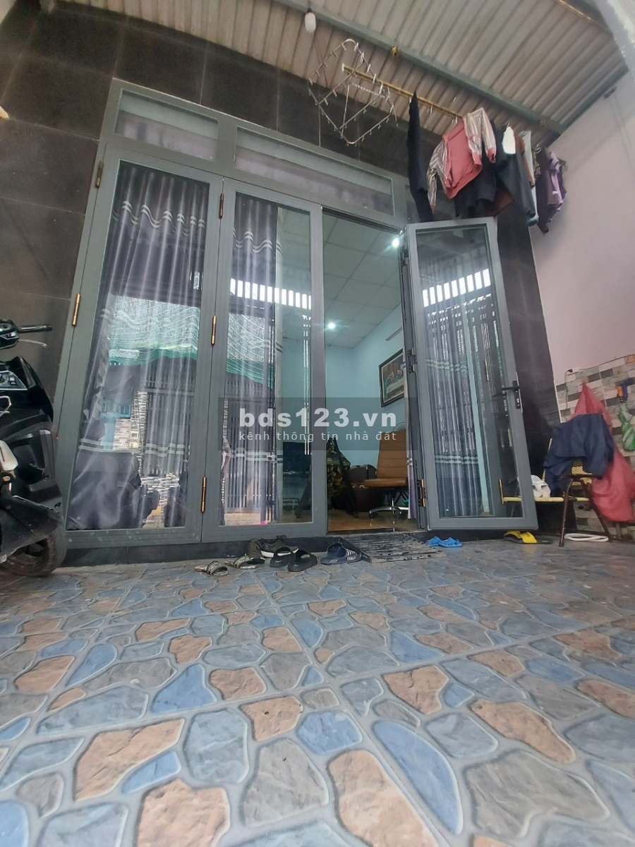 Nhà 1 lầu 1 trệt, SHR, Hướng Đông, đường Nguyễn Thái Học, kp4, Trảng Dài