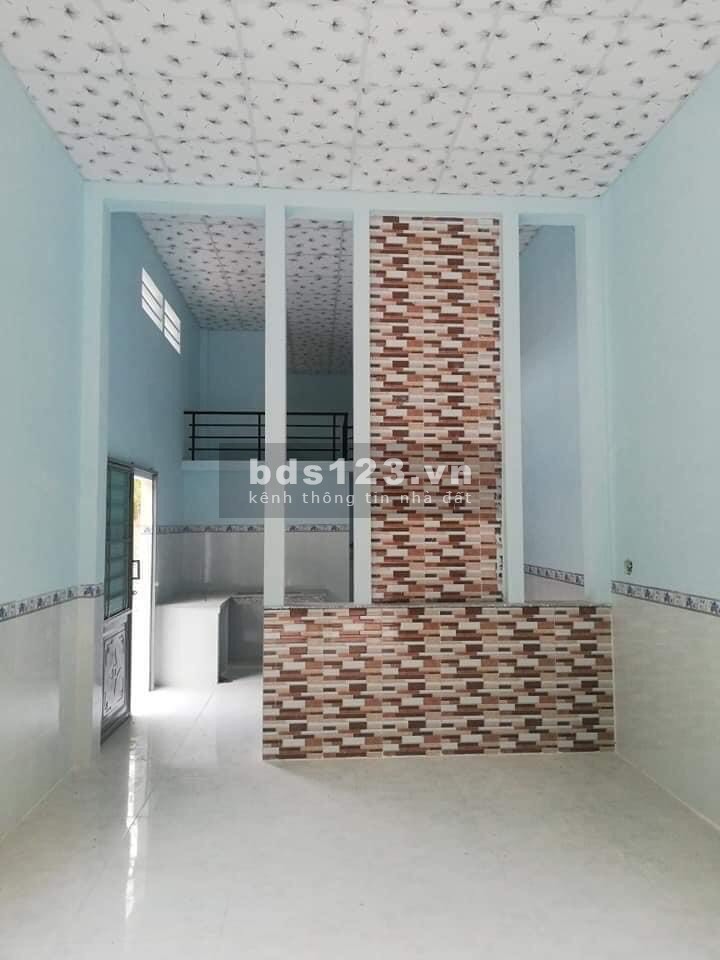 Cần tiền bán gấp 300m2(10x30) 2 nhà cấp 4 +10 phòng trọ thu nhập ổn định