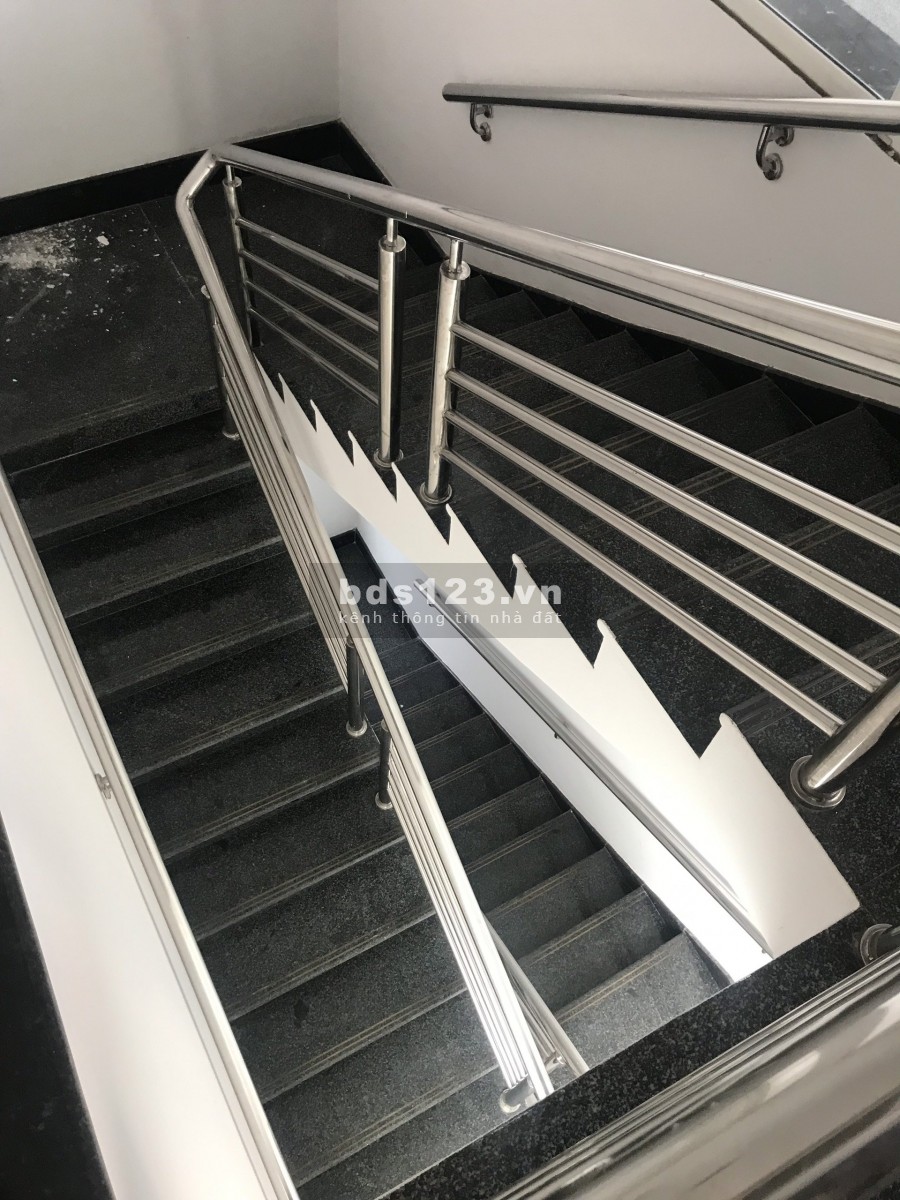 CHO THUÊ TÒA VĂN PHÒNG HIỆN ĐẠI TẠI MẶT PHỐ LÝ NAM ĐẾ, Q.HOÀN KIẾM. LH: 077.23.66666