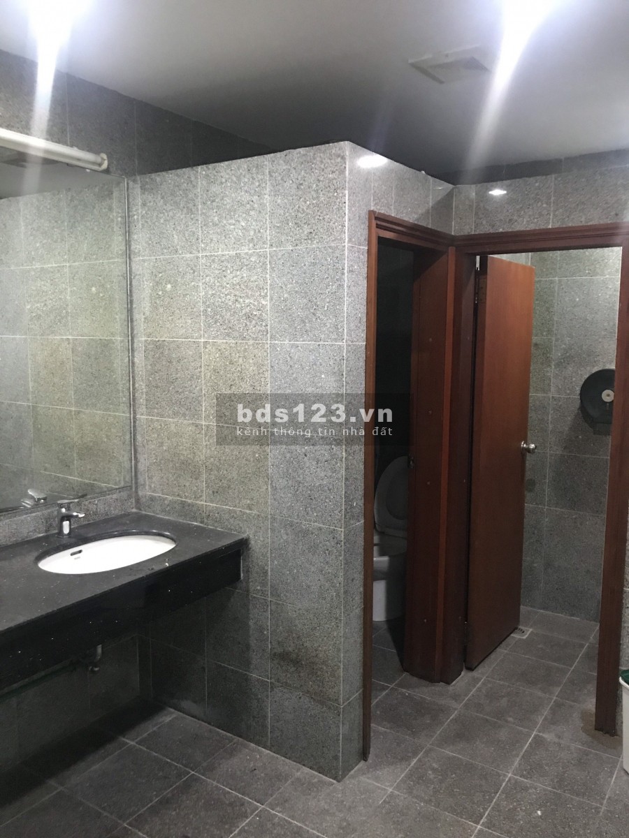 CHO THUÊ TÒA VĂN PHÒNG HIỆN ĐẠI TẠI MẶT PHỐ LÝ NAM ĐẾ, Q.HOÀN KIẾM. LH: 077.23.66666