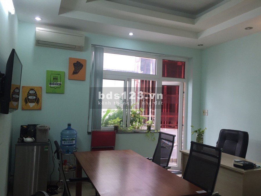 Cho thuê văn phòng rộng rãi, thoáng mát ngay mặt tiền Nguyễn Hoàng, Quận 2. Giá rẻ cho thuê lâu dài