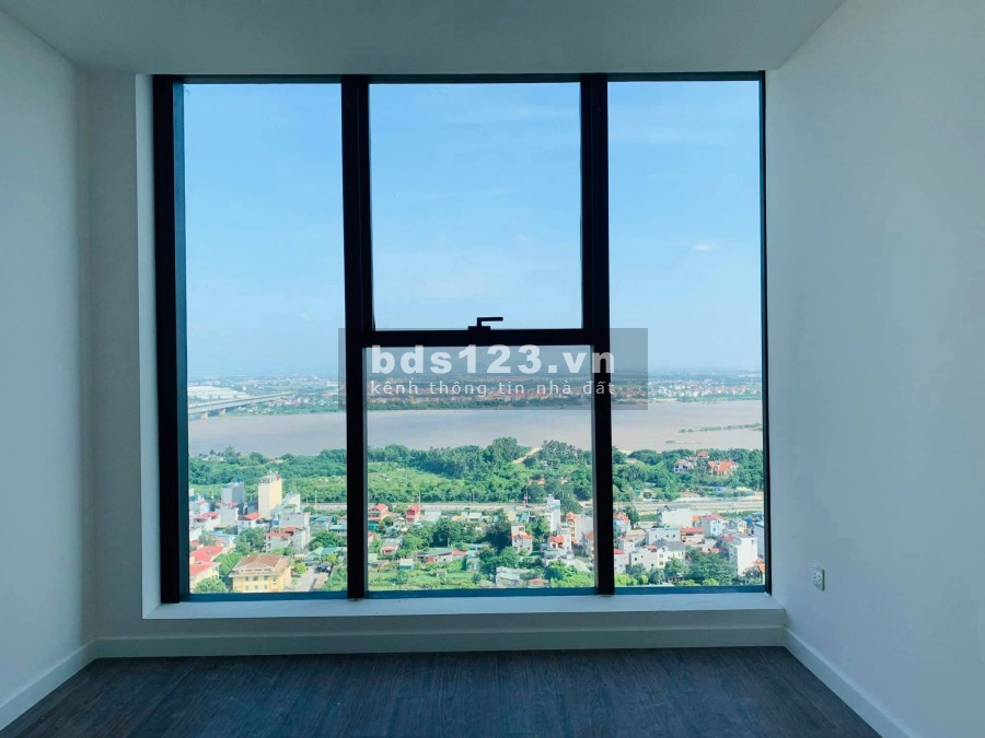 Bán căn góc Sunshine city, tòa S1 tầng cao, 97.2 m2 thông thủy, 3 phòng ngủ, ban công Tây, nội thất nguyên bản, giá 39tr/m2 có thương lượng sâu