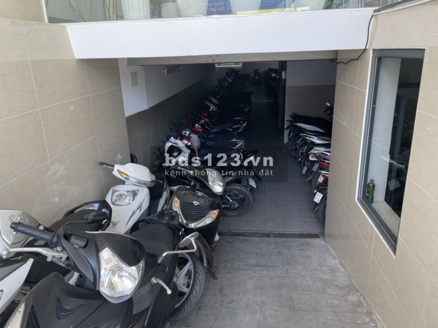 Mặt Tiền Cực Đẹp khu kinh doanh sầm uất hầm + 8 ầng Phạm Văn Bạch Tân Bình HĐT 200tr/th