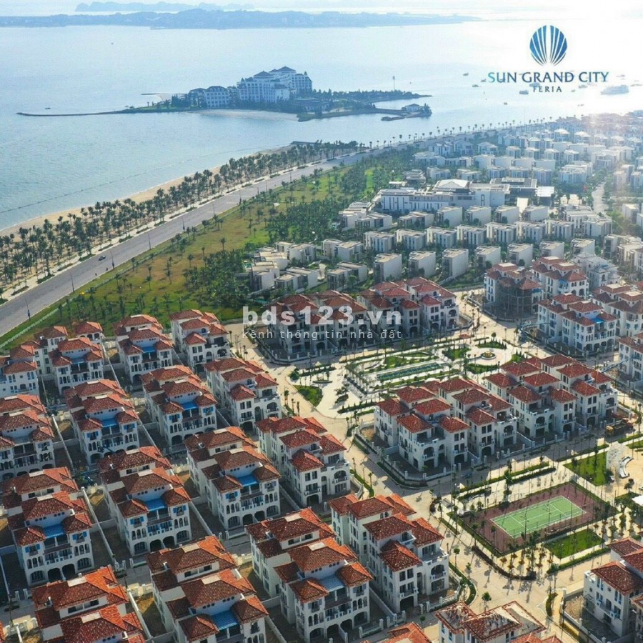 Bán chuyển nhượng căn biệt thự tứ lập Sun Grand City Feria Hạ Long