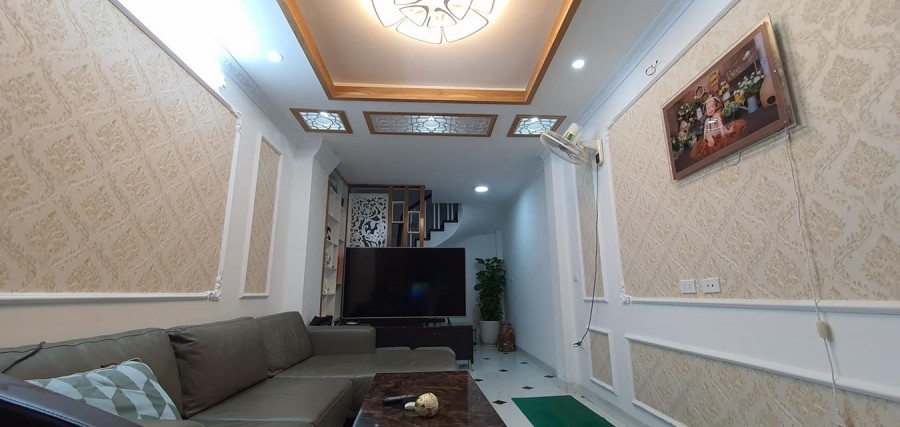 Bán nhà, Đào Tấn, Ba Đình, 40m2, giá chỉ 4.4 tỷ: ThuỷTLong61