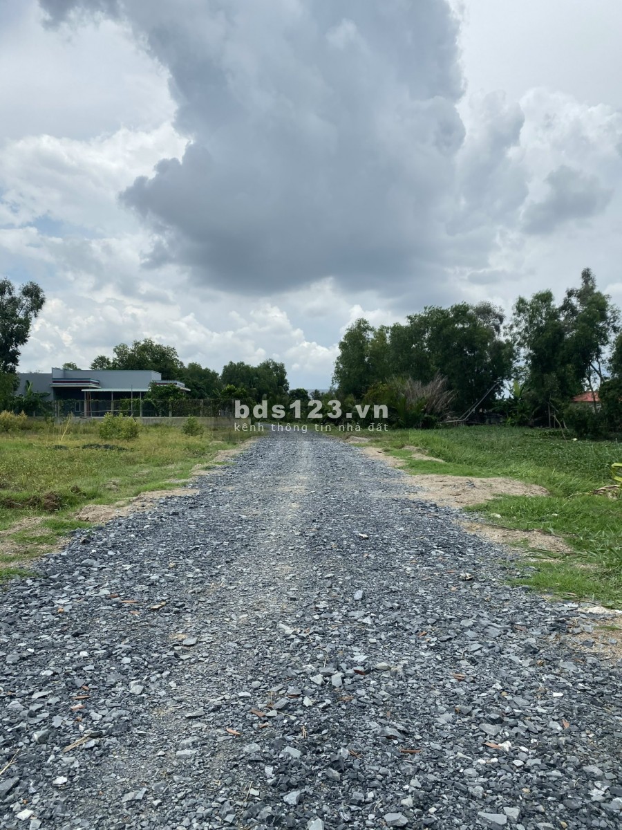 CoVid đến tôi cần bán 1 lô đất 1018m2 đường nhựa ở Xã Phước Bình-Long Thành,SHR