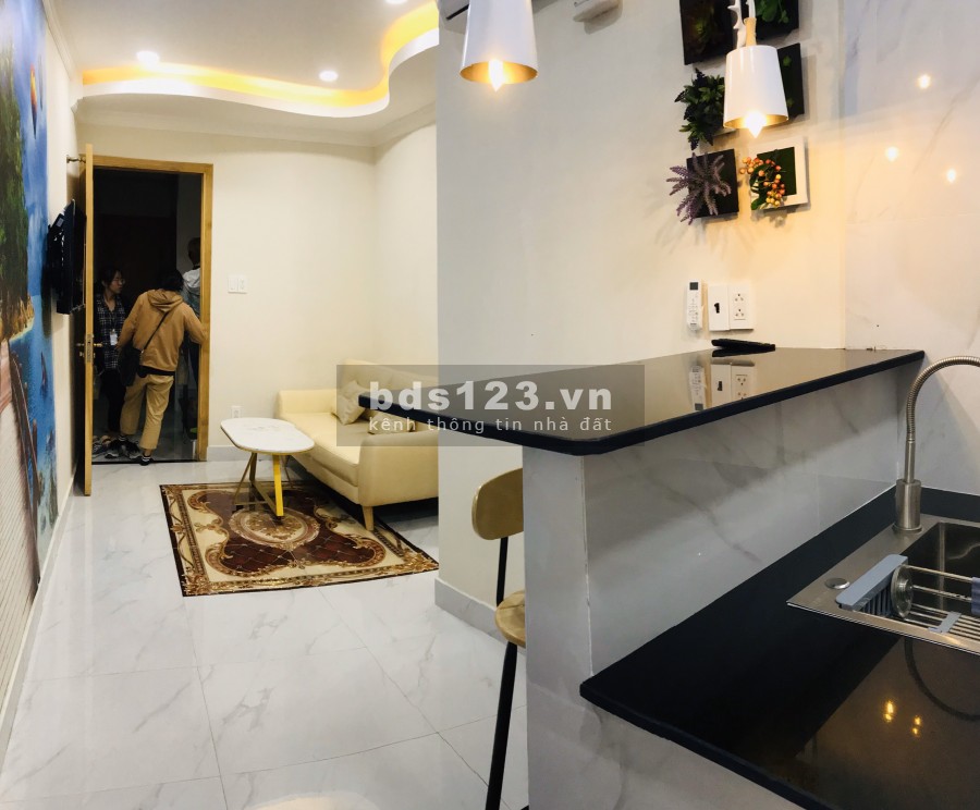 Cho thuê căn hộ dịch vụ đầy đủ nội thất, tiện nghi, 1 phòng ngủ giá chỉ 8 Triệu mặt tiền đường Quận 1.