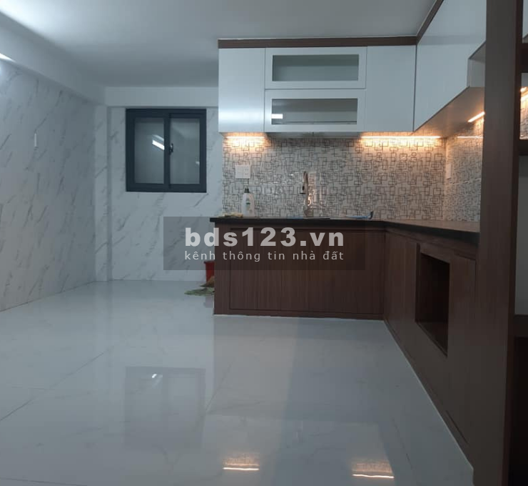 Bán nhà 4 tầng MT Nguyễn Văn Công, P.3, GV 65m2(4x16) giá 9,5 tỷ TL