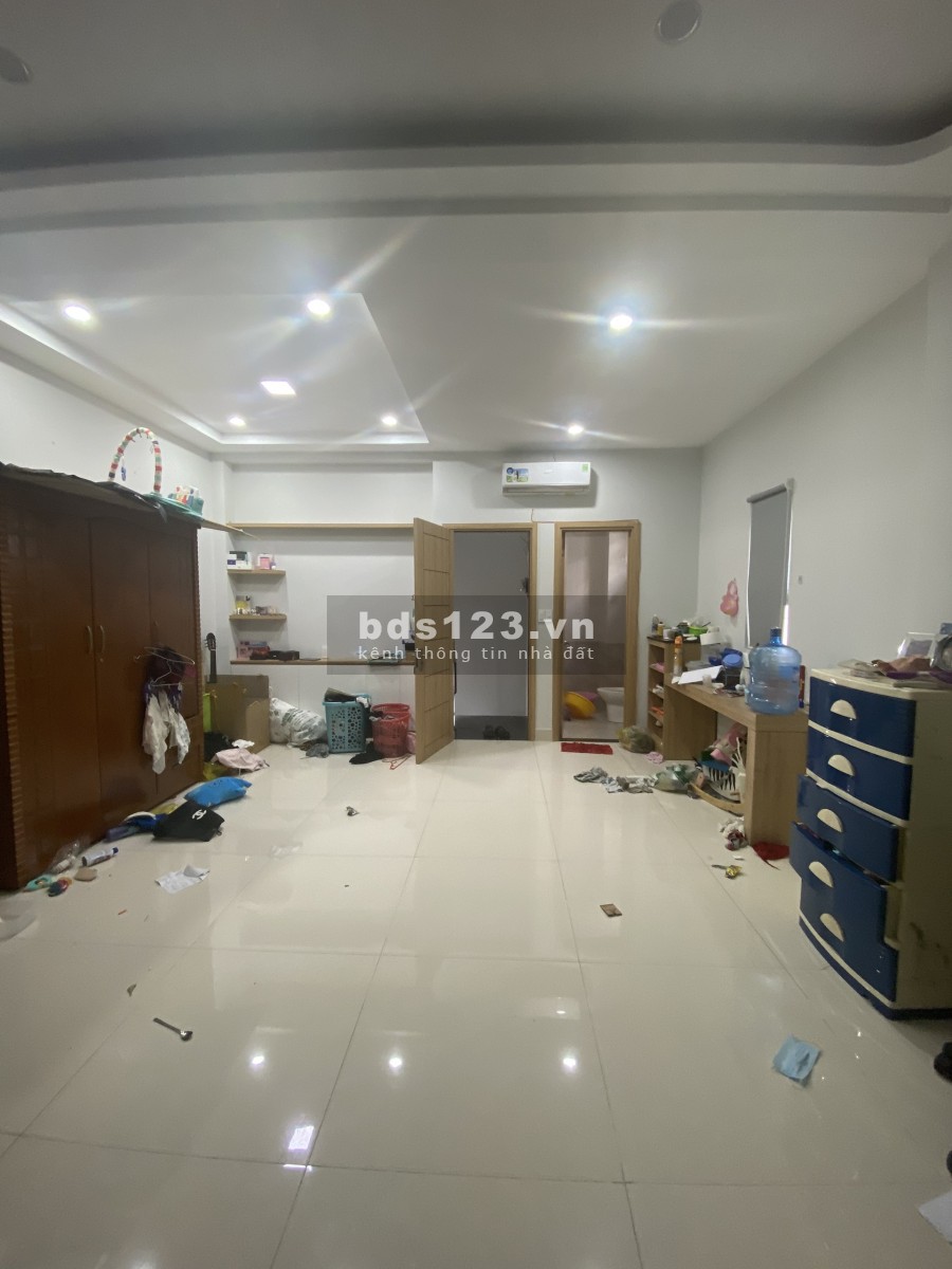 Nhà 2 mặt tiền, 5 tầng, đường Lê Tự Tài, P4, Q. Phú Nhuận