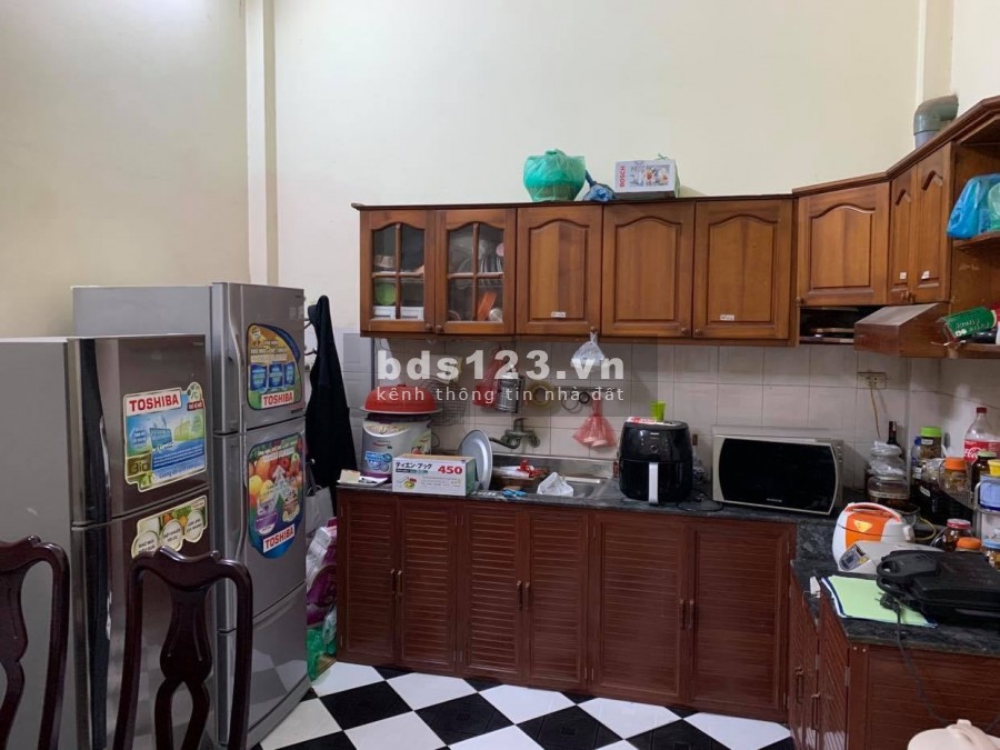 Bán nhà mặt ngõ, ô tô đỗ cửa, Dương Quảng Hàm, cầu giấy. Diện tích 69m2, 4 tầng, 8.9 tỷ.