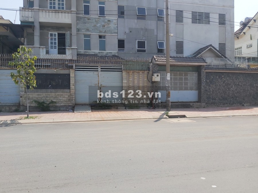 Bán Biệt thự VIP 25x25m2 ngay Trung tâm hành chính Q8