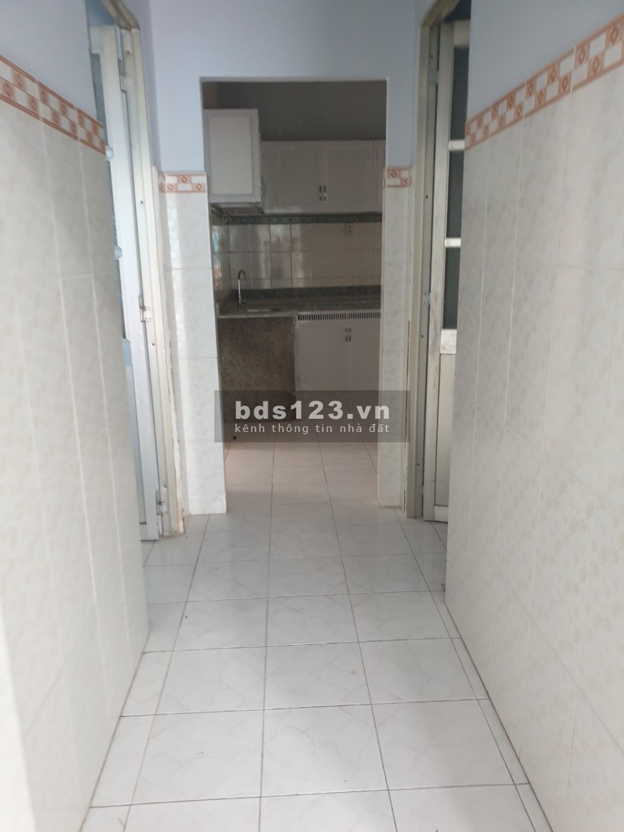 Nhà cấp 4 180m2 (10x18) Phước long B, 3PN-2WC, hẻm oto thoáng