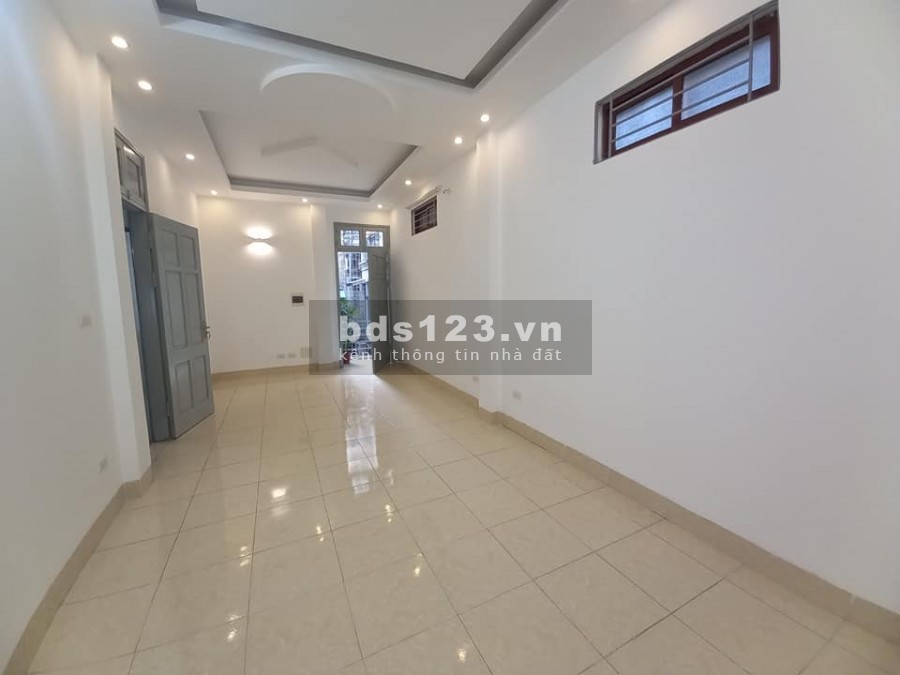 4 tầng, 4 phòng rộng, xây tâm huyết, ở yên tâm, hàng xóm tình cảm, sổ đẹp, nở hậu, nhà xây chắc chắn, dân trí thiện lành