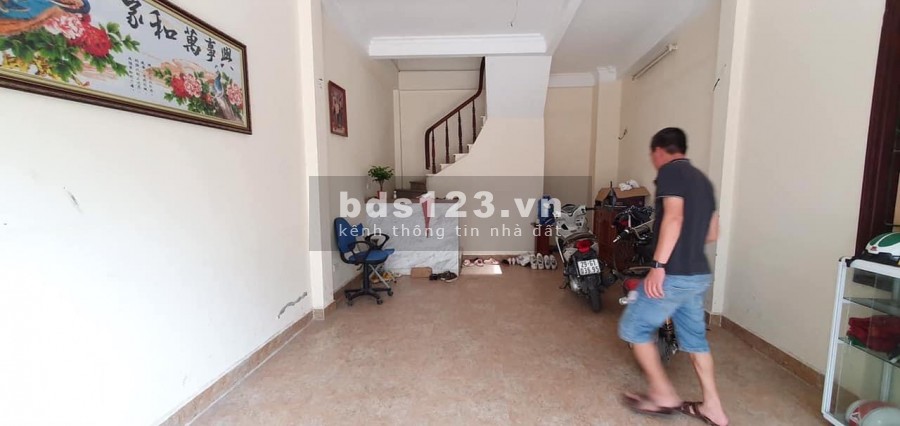 Bán nhà Mặt Phố Nguyễn Văn Trỗi, Kinh doanh đỉnh, ô tô tránh, 4.7 tỷ có thương lượng