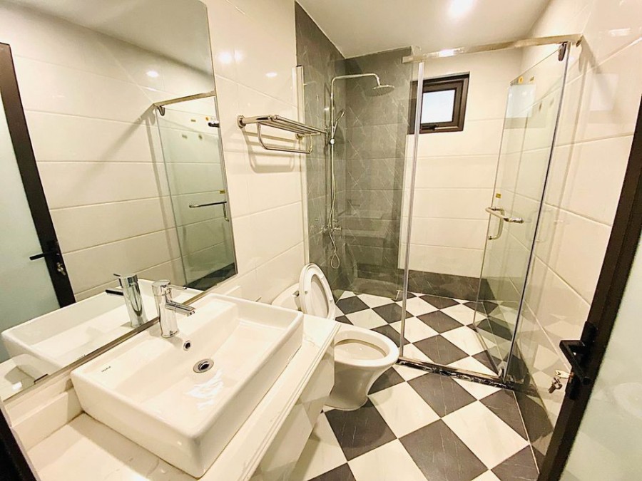Bán Nhà Phố Quan Nhân 5 Tầng , 3PN, Ở Ngay Giá Chỉ 2.95 Tỷ